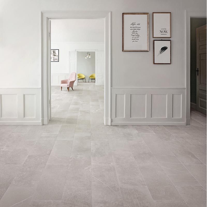 Uniquestone Silver Matt/Rect 600x300 R10 (1.08) - €69.95m²