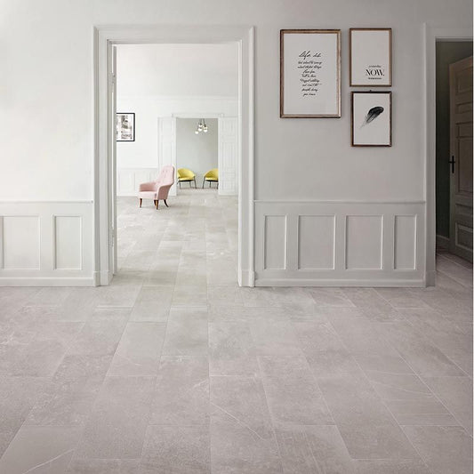 Uniquestone Silver Matt/Rect 600x300 R10 (1.08) - €69.95m²