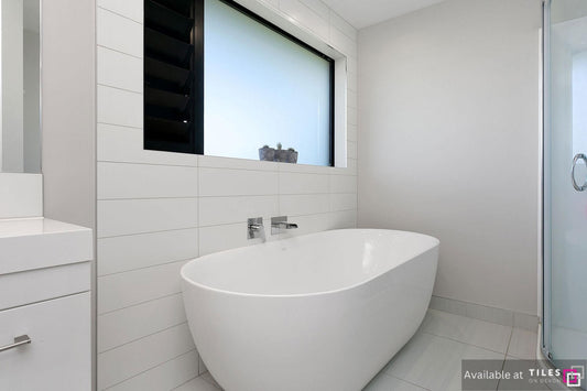 Devon White Rect Lapp 600x600 R9 (1.44) - €65.95m²